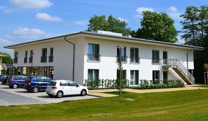 Zu sehen ist das Gebäudes des Hospiz am Stadtwald in Uelzen.