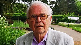 Das Bild zeigt Wolfgang Buschmann, einen Pionier der adventistischen Suchtkrankenhilfe