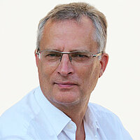 Portraitfoto Lothar Scheel